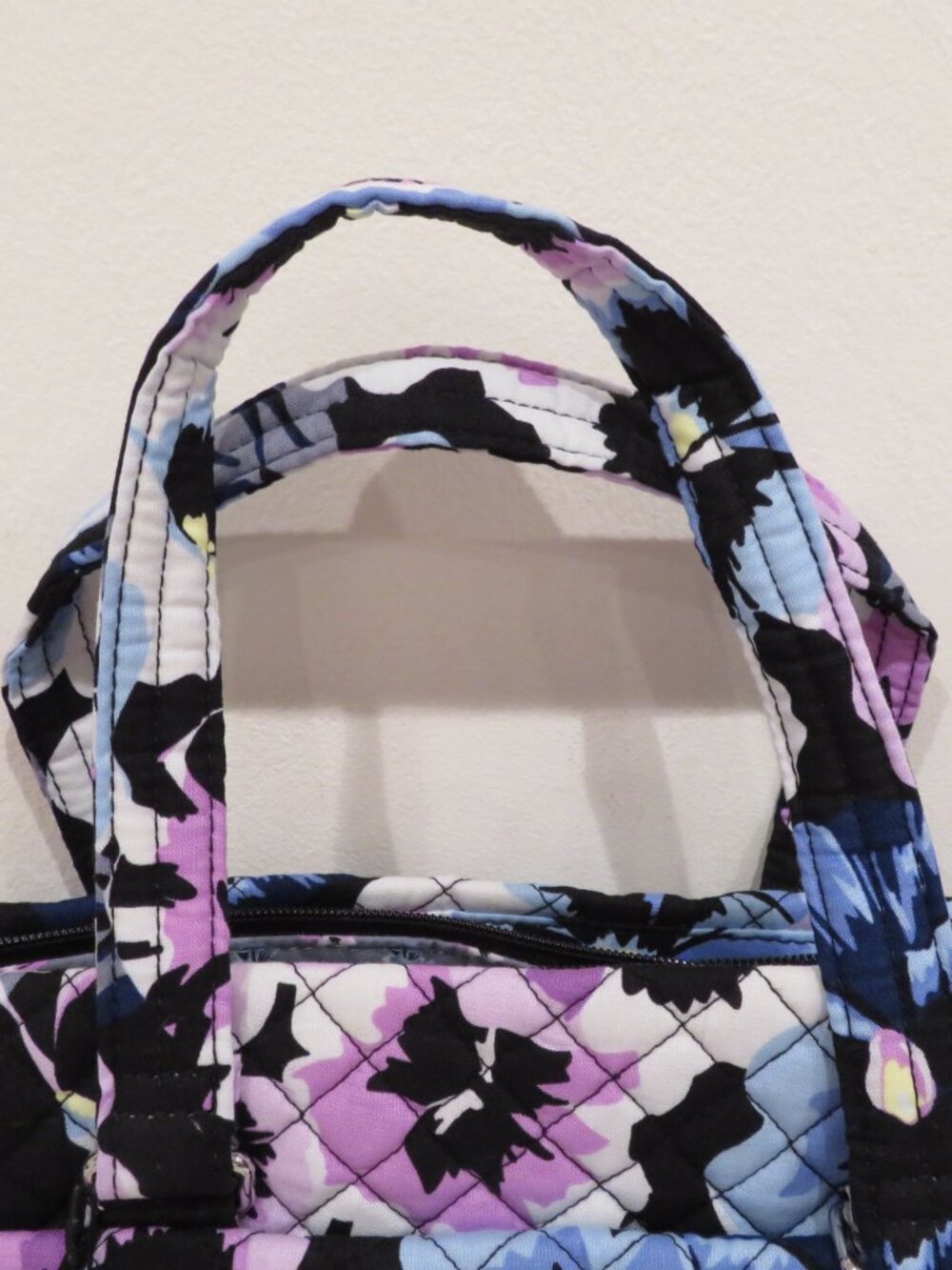 Vera Bradley Plum Pansies Quilted Multi‑Strap Shoulder Bag - Picture 2 of 12